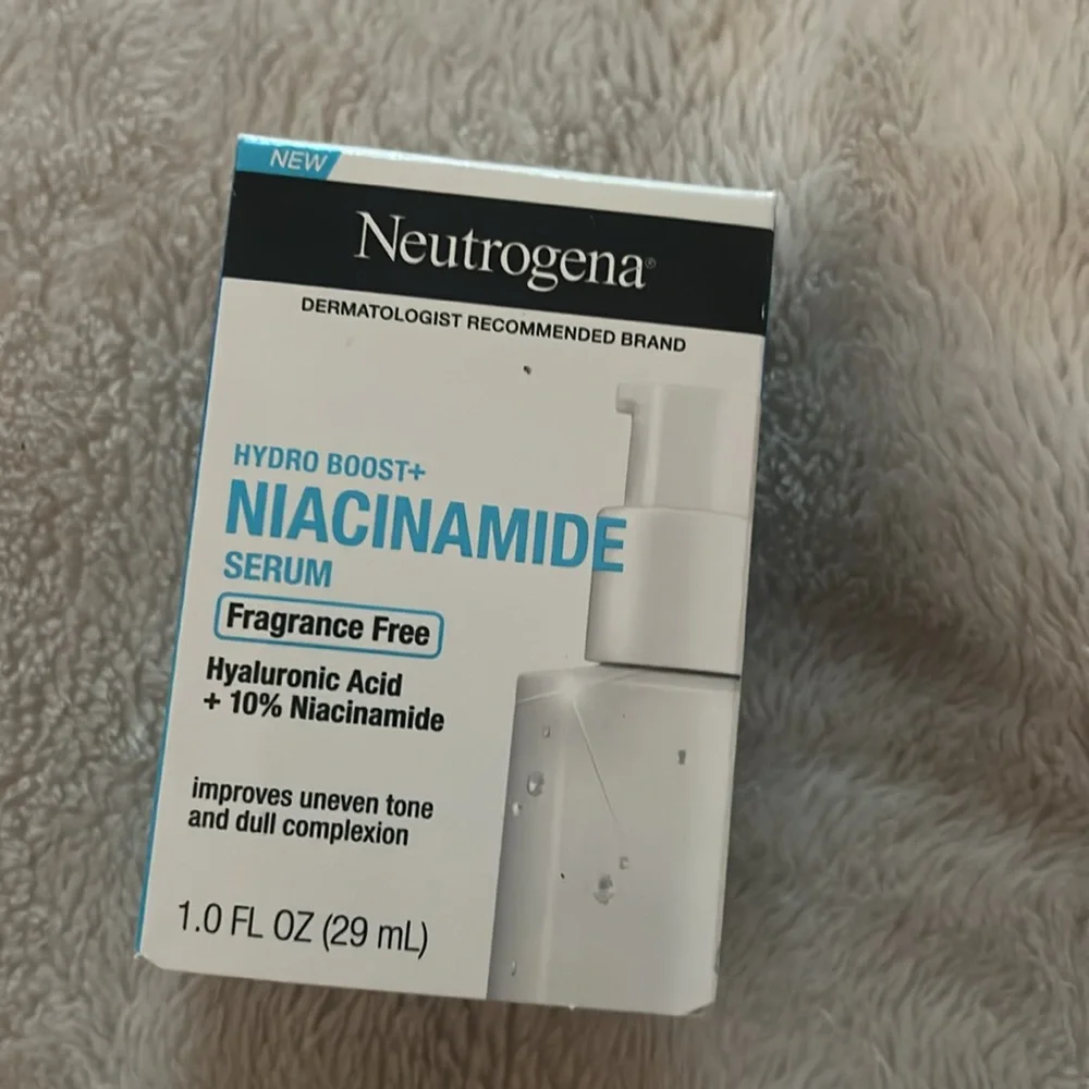 Neutrogena Hydro Boost+ Niacinamide Unscented Face Serum, 1.0 fl oz
